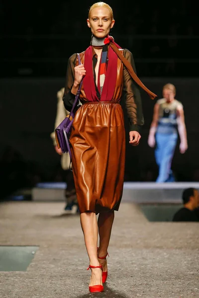 Look 20